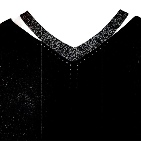 JOSEPH A. Black & Silver V-Neck Sweater Accented with a Silver Metallic Cut-Out - Picture 4 of 9